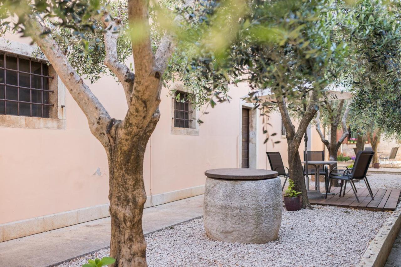 Bed and Breakfast Bb Olive à Seget  Extérieur photo