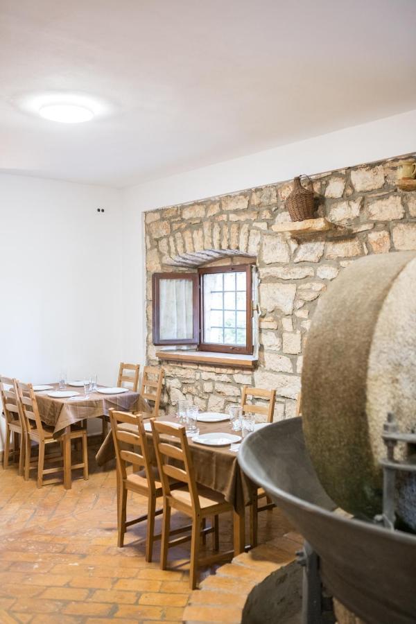 Bed and Breakfast Bb Olive à Seget  Extérieur photo