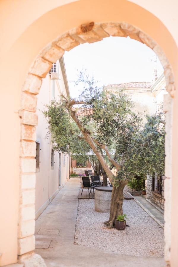 Bed and Breakfast Bb Olive à Seget  Extérieur photo